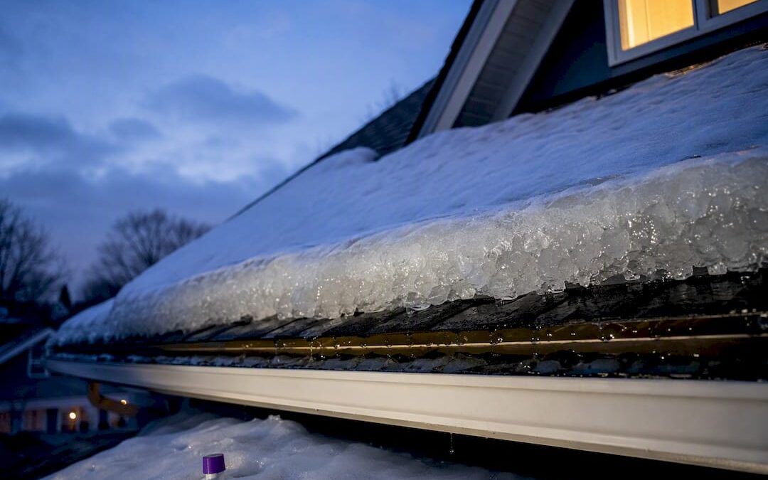 Chicago Ice Dams: Seal Attic Air Leaks, Act in the First 48 Hours